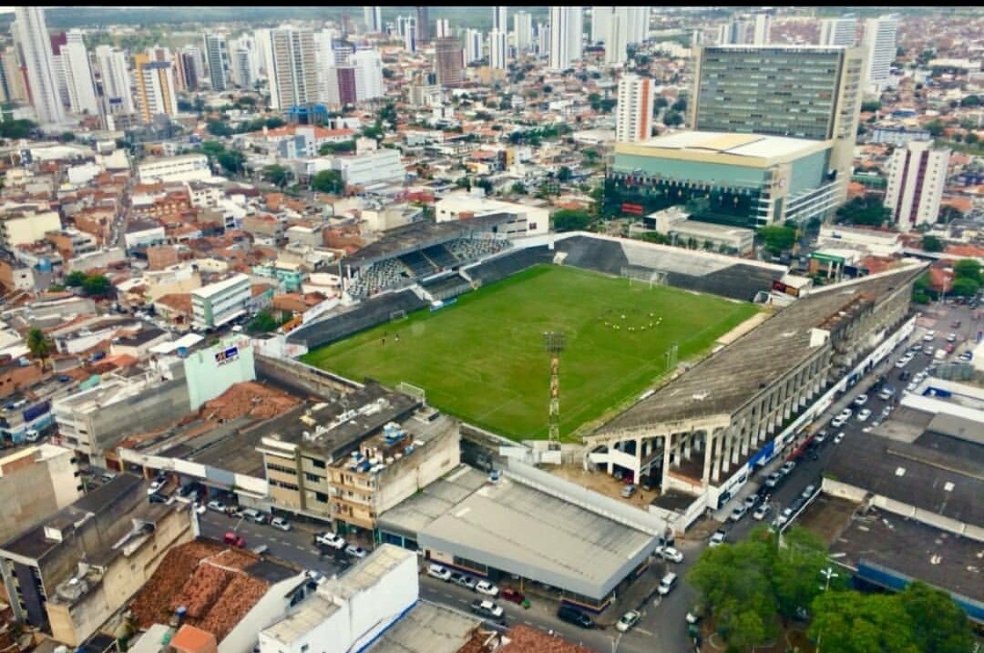 Lacerdão, estádio do Central