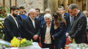 O presidente da República Luiz Inácio Lula da Silva e outros chefes de Estado estiveram no velório do ex-presidente do Uruguai Pepe Mujica