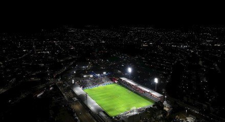 Massa Bruta recebe o Verdão neste domingo (18), pela nona rodada do Campeonato Brasileiro. A bola rola às 18h30 no Estádio Cícero de Souza Marques.