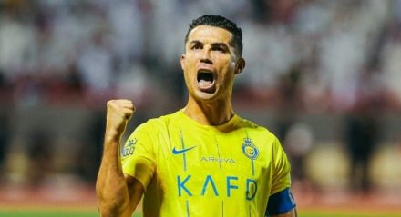 Português lidera com US$ 275 milhões; Messi, Benzema, Curry e LeBron também aparecem na lista A revista Forbes divulgou nesta quinta-feira (15) sua tradicional lista anual dos atletas mais bem pagos do mundo — e, em 2025, o topo é de Cristiano Ronaldo. O craque português, atualmente no Al-Nassr, faturou impressionantes US$ 275 milhões (cerca [&#8230;]