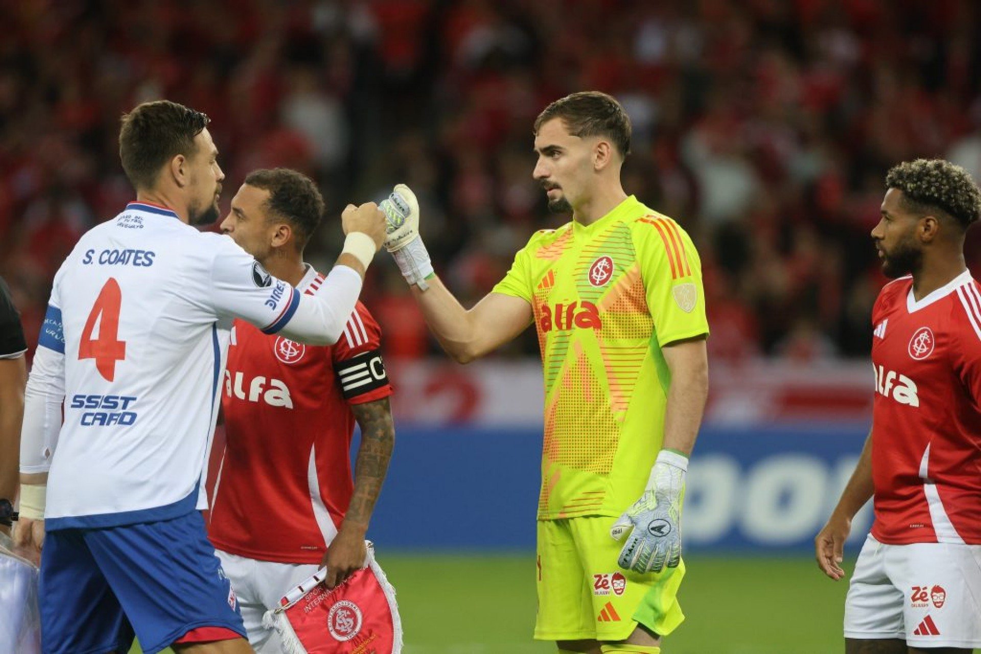 Colorado mira a vitória fora de casa para retornar à zona de classificação do Grupo F