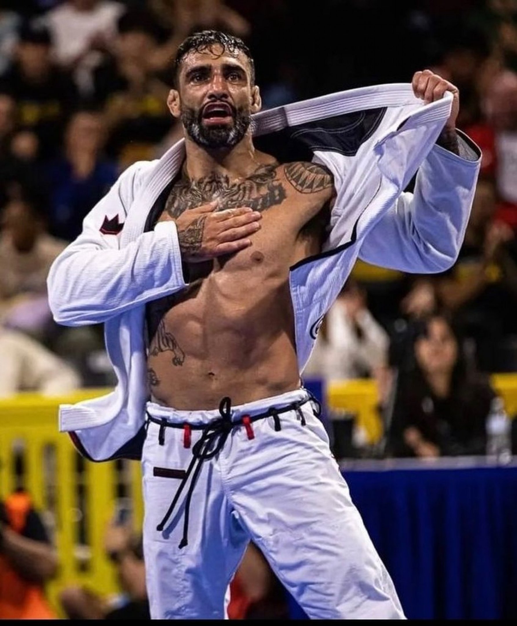 Ele é acusado de homicídio qualificado por motivo fútil, após matar o atleta com um tiro à queima-roupa durante um show.