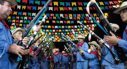 Imagem do Encontro dos Bacamarteiros no São João na Roça, no São João de Caruaru