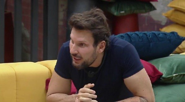 Power Couple: Rafa questiona movimentação de Victor e alerta aliados sobre possível jogo duplo