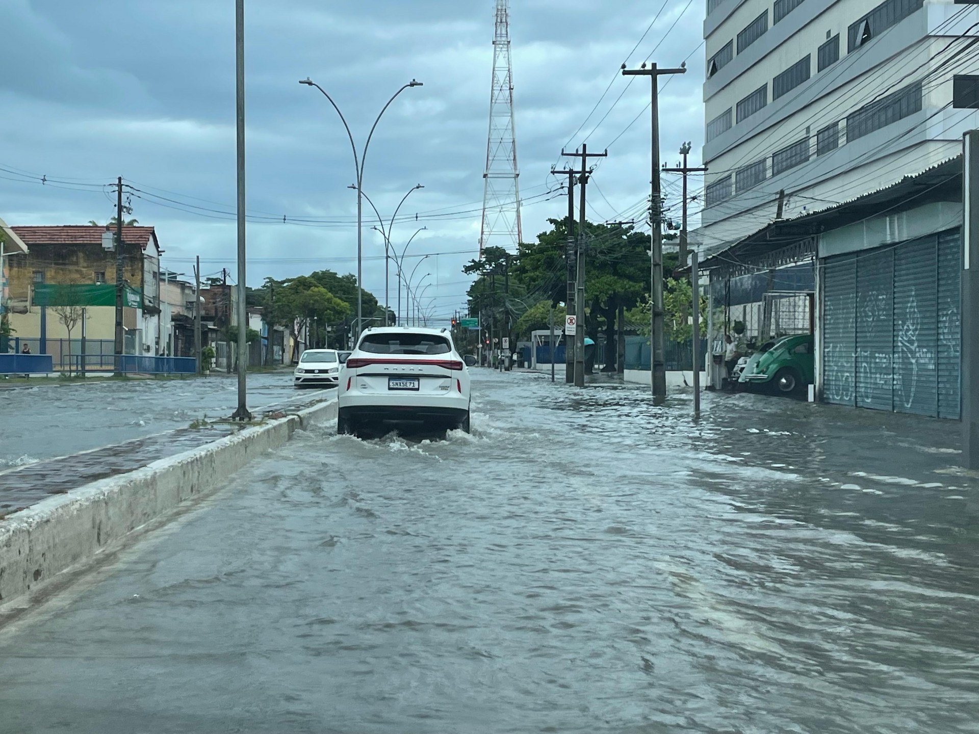 Apac prevê continuidade das chuvas no Grande Recife e alerta para novo sistema no fim de semana