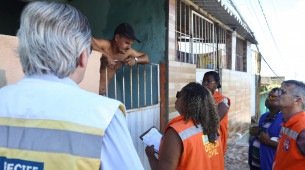 Moradores de dez comunidades de áreas de risco recebem visita de profissionais da Prefeitura para adotar ações e prevenir os riscos das chuvas