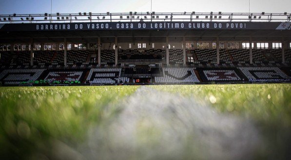 Clube carioca busca a primeira vitória sob o comando do técnico Fernando Diniz