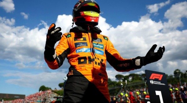 Oscar Piastri é pole em Imola; Ferrari não avança para o Q3