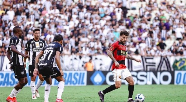 Leão tem atuação apagada e sai derrotado mais uma vez fora de casa.