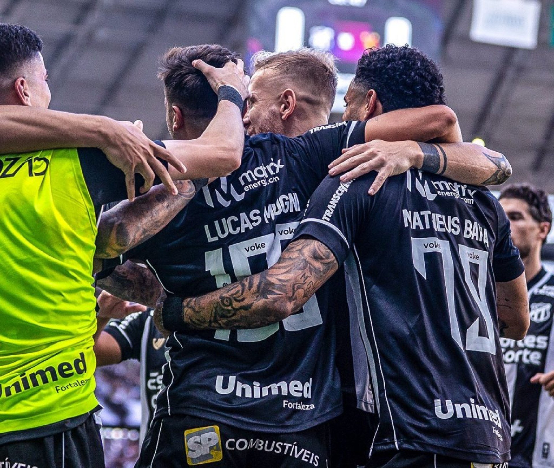 Ceará vence Sport na abertura da 9ª rodada do Brasileirão