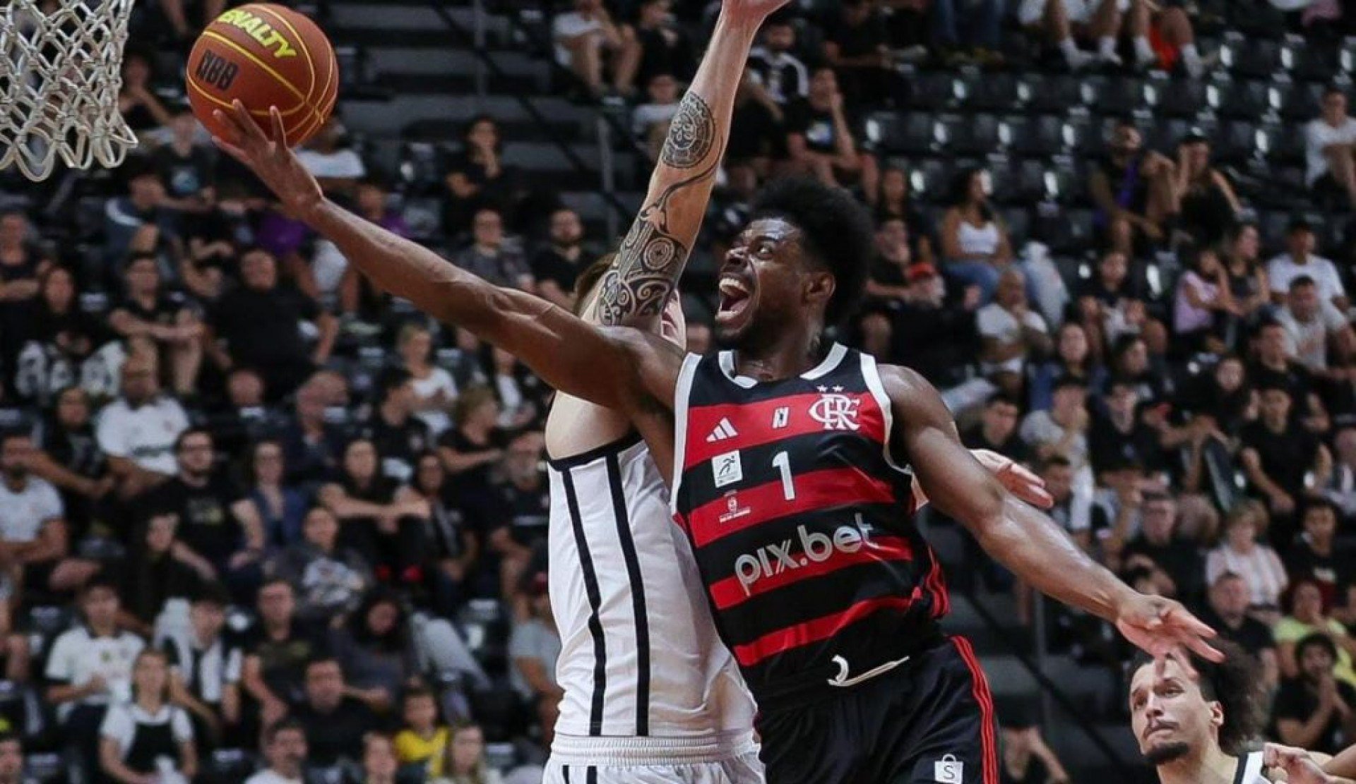 FlaBasquete avança à semifinal e Pinheiros empata série na NBB