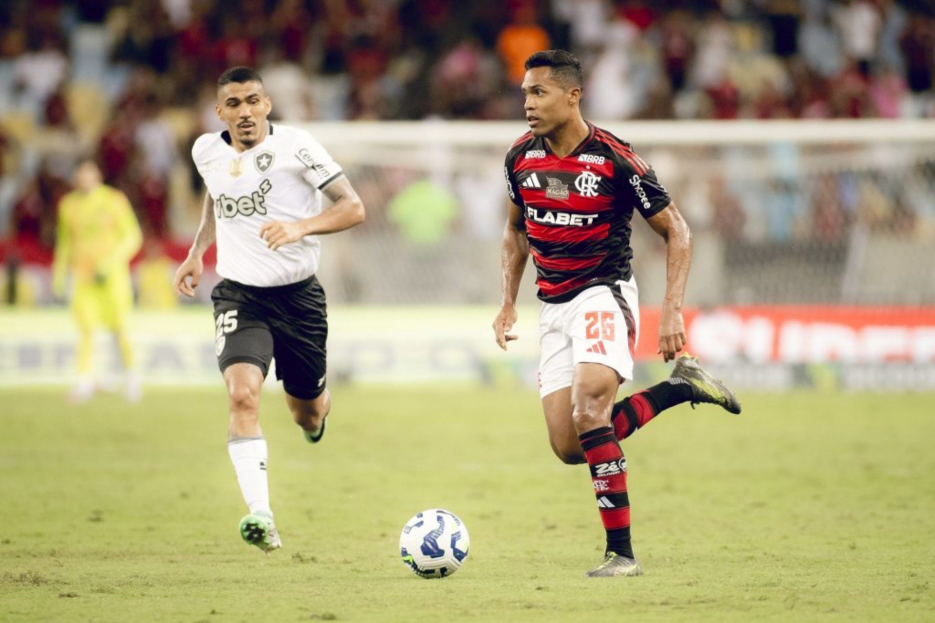 Atuações ENM: Rossi e Alex Sandro destoam em noite de pouca inspiração; veja notas