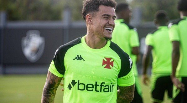 Vasco reencontra a confiança, mas perde seu camisa 10 para o Fla-Flu e aposta na força da torcida para seguir vivo na Copa do Brasil.