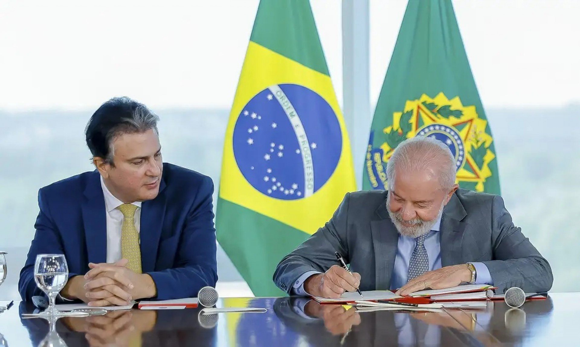 Decreto define medicina, direito e odontologia como cursos presenciais