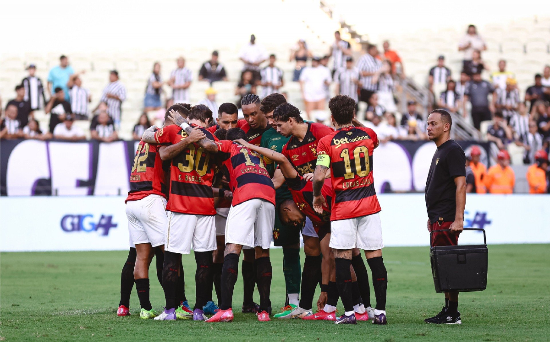 Pernambuco em Campo: Duelos decisivos marcam o fim de semana do futebol estadual