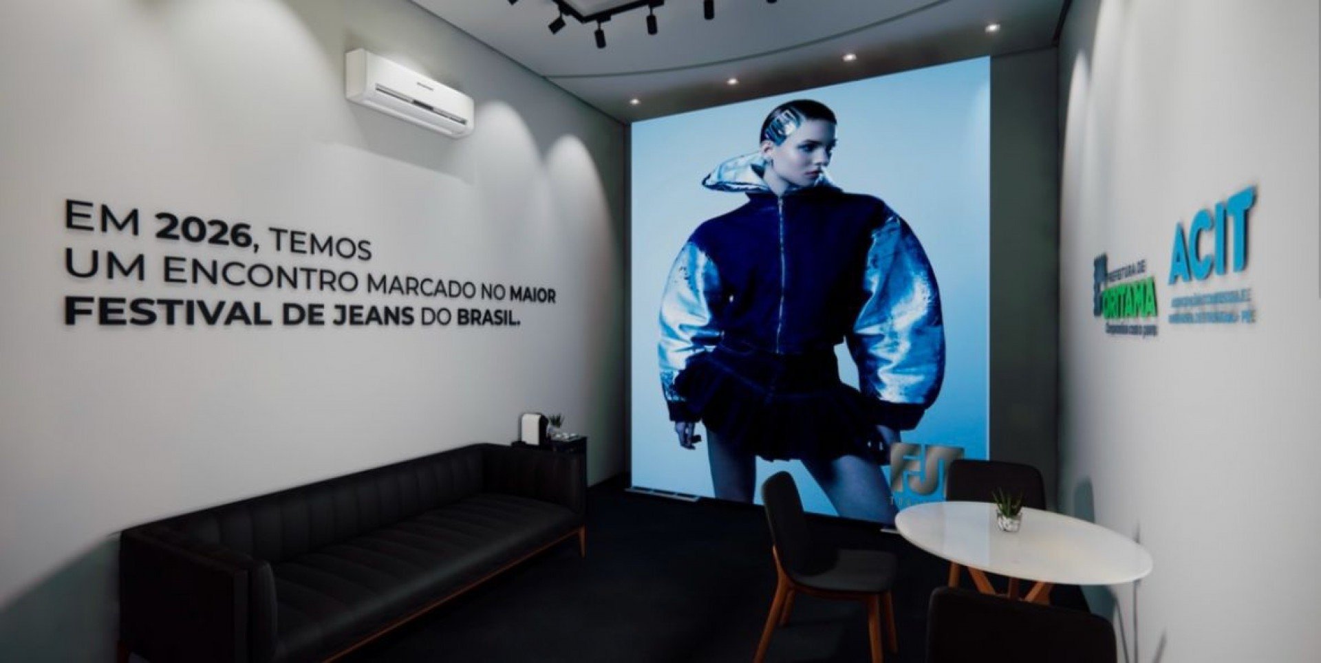 O evento, que acontece na capital paulista, reúne empresários, marcas e profissionais da indústria têxtil