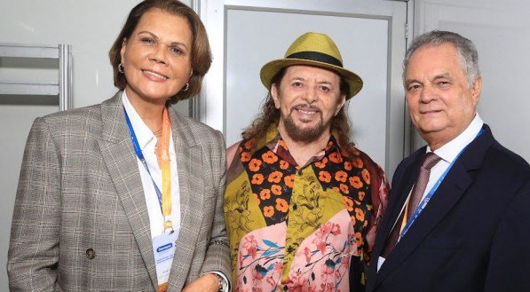 Diane Freire, Geraldo Azevedo e Bernardo Peixoto, no "Innovation Day", no Recife Expo Center