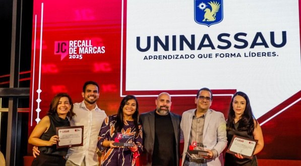 UNINASSAU &eacute; 1o lugar na categoria EAD 