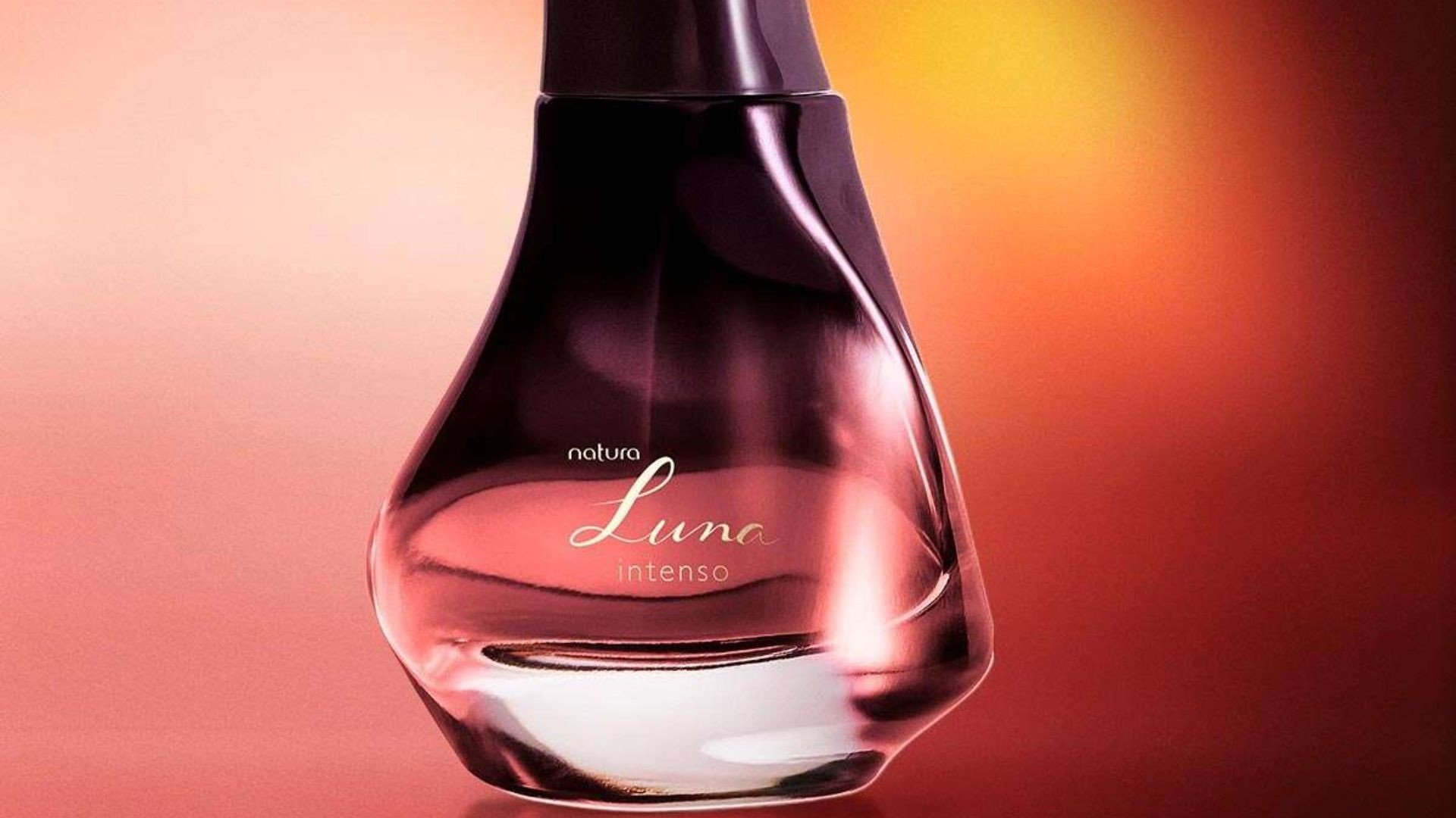 5 perfumes femininos que aumentam a confiança e deixam presença marcante