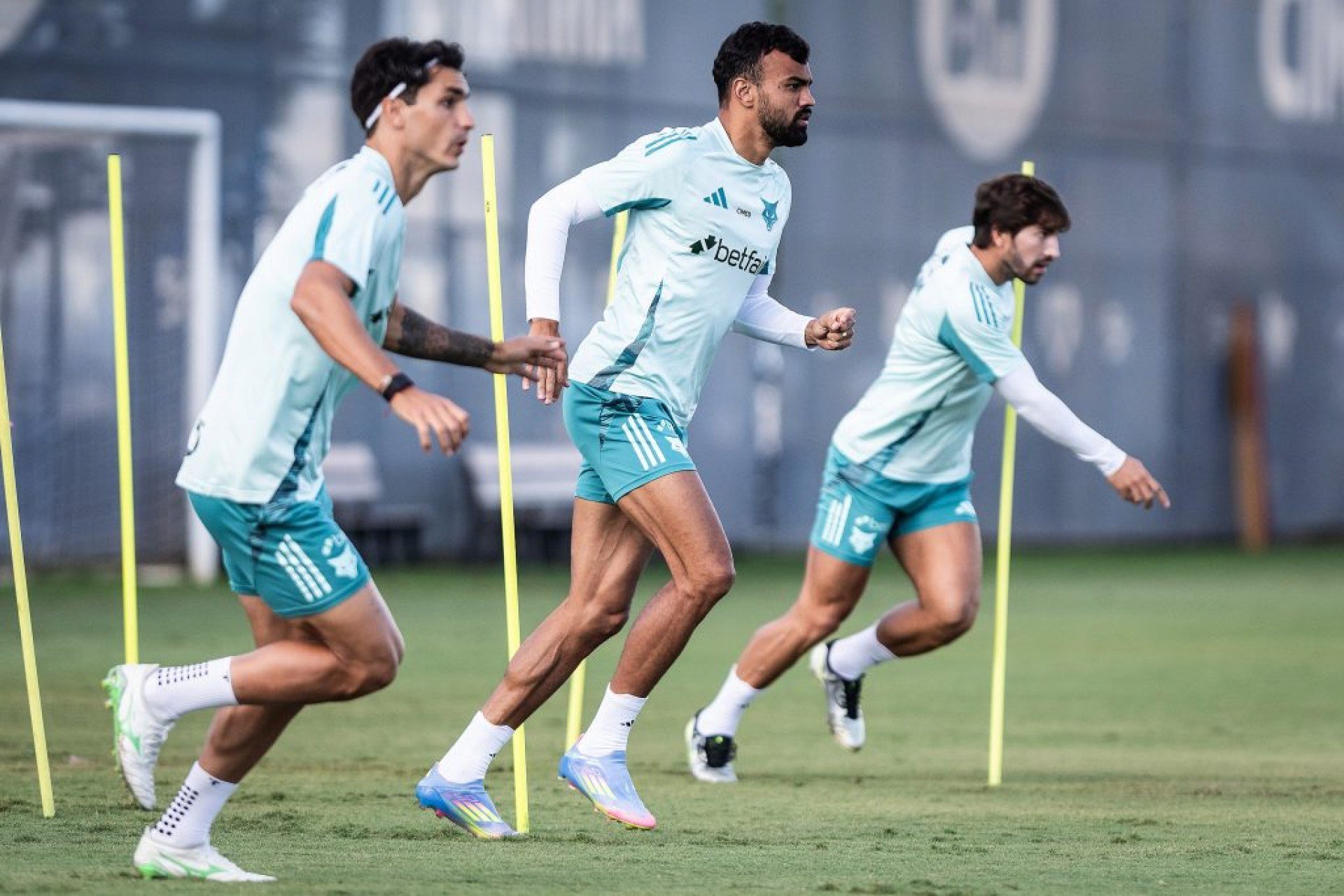 Cruzeiro visita Vila Nova visando classificação para as oitavas da Copa do Brasil