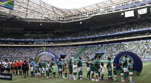 Ambos os casos ocorreram no clássico contra o Corinthians, no início de abril, pelo Brasileirão, em que Romero foi vítima de gritos preconceituosos.