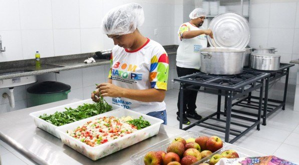Cada unidade recebe R$ 50 mil de investimento inicial para estruturação e equipamentos e mais R$ 20 mil mensais