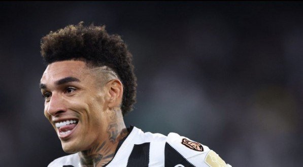 o Alvinegro recusou uma oferta da Premier League pelo jogador