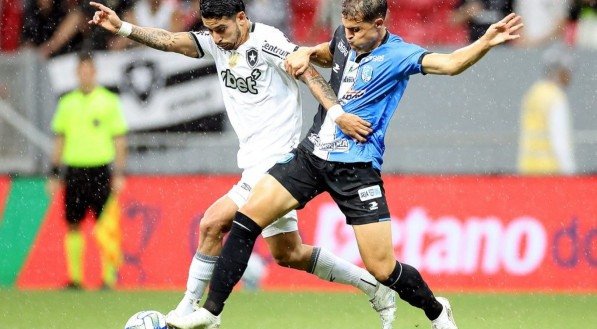 A goleada por 4 a 0 no jogo de ida, no Nilton Santos, foi decisiva para o Glorioso avançar com 4 a 1 no placar agregado