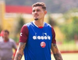 Em noite desastrosa, Carlinhos recebe nota 2 e é o pior jogador do Náutico na derrota para a Ponte Preta; veja as notas de Ralph de Carvalho