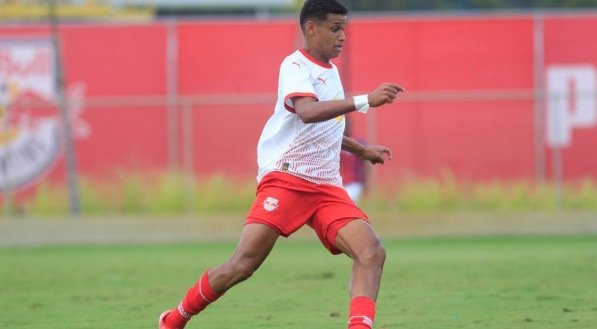 O Massa Bruta havia vencido todos os seus quatro compromissos no Estadual.
