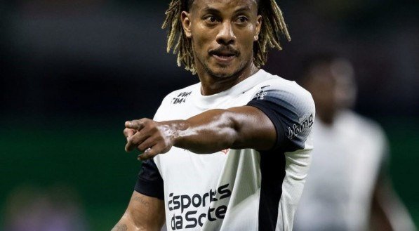 Na saída de campo, o meio-campista do Corinthians destacou a importância da gestão do grupo em meio ao calendário brasileiro