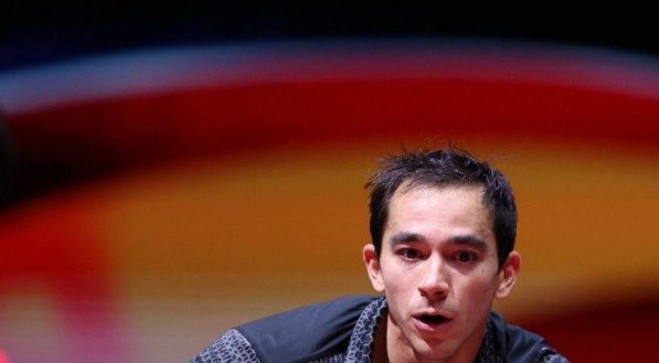 Hugo Calderano protagonizou um dos pontos mais espetaculares do Mundial de tênis de mesa, na semifinal contra o chinês Liang Jingkun, em Doha. A jogada aconteceu no set decisivo, quando o brasileiro buscava confirmar uma virada histórica após ver o adversário empatar em 3 a 3. O ponto, que durou 20 segundos, não só levantou [&amp;#8230;]