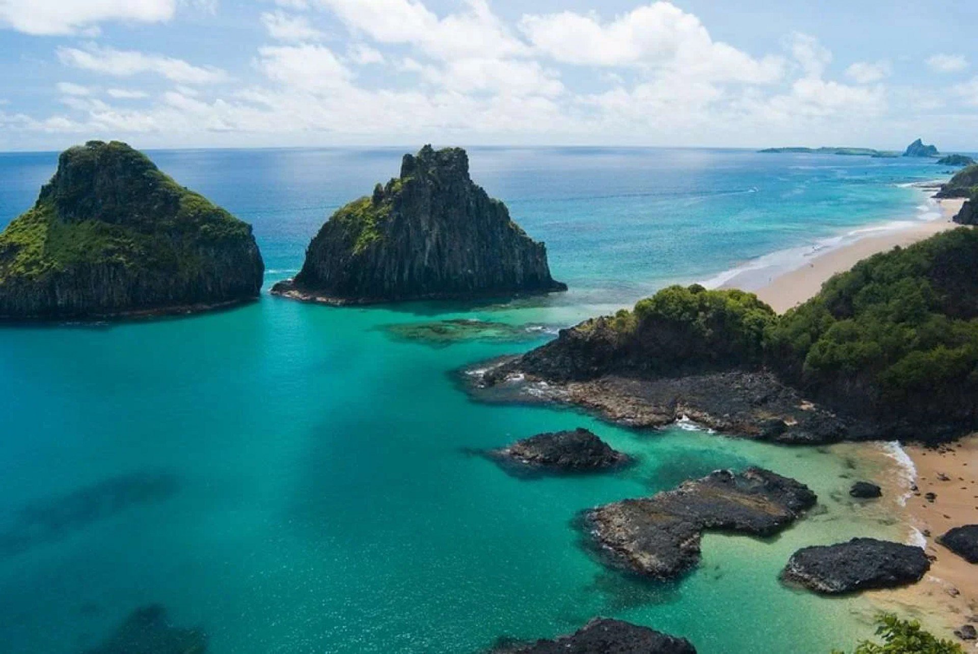 Turista de São Paulo morre vítima de afogamento em Fernando de Noronha