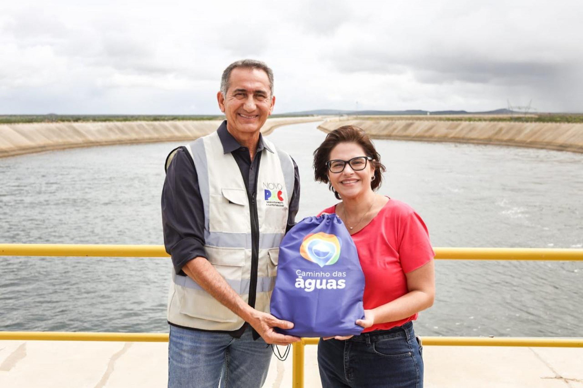 Foto da capa: Política