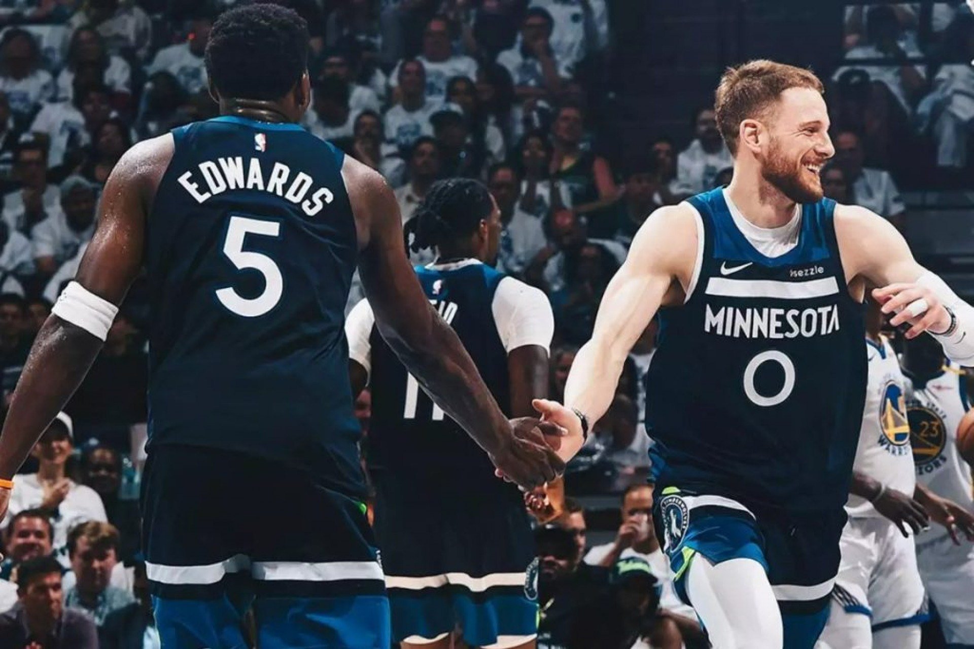 Timberwolves atropela Thunder e diminui vantagem na final do Oeste