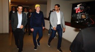 Carlo Ancelotti ao lado do presidente e dirigente da CBF