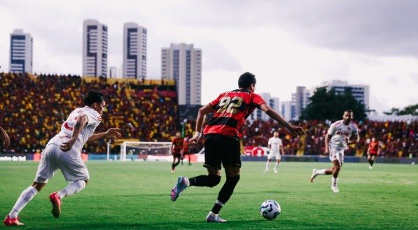 Leão joga bem, mas recua após o gol e cede empate ao Colorado.