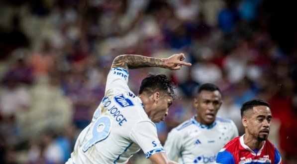 Leão do Pici foi superado pelo Cruzeiro na noite deste domingo (25), na Arena Castelão, em duelo válido pela décima rodada do Brasileirão.