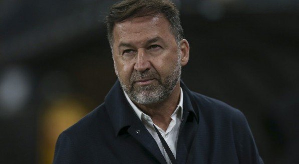 Mesmo sem oficializar sua saída, Augusto adotou tom de despedida