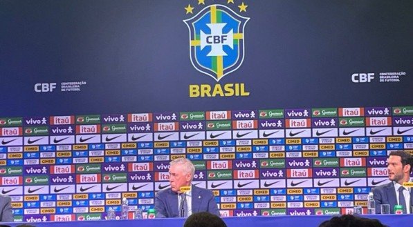 Ancelotti é apresentado como técnico da seleção Brasileira
