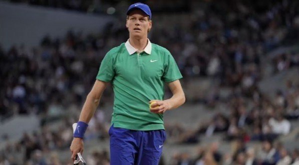 Número 1 do mundo esteve 4 a 0 abaixo no terceiro set, mas emplacou grande virada no Grand Slam