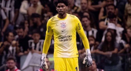 Hugo Souza, goleiro do Corinthians