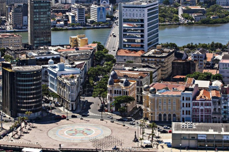 Profissionais do setor, administradores de condomínios, gestores de empresas, loteadores, incorporadores, corretores e entidades de classe nacionais e internacionais estarão reunidos no Recife