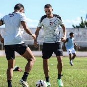 Santa Cruz terá desfalques e reforços importantes contra o Ferroviário no domingo (01/06)