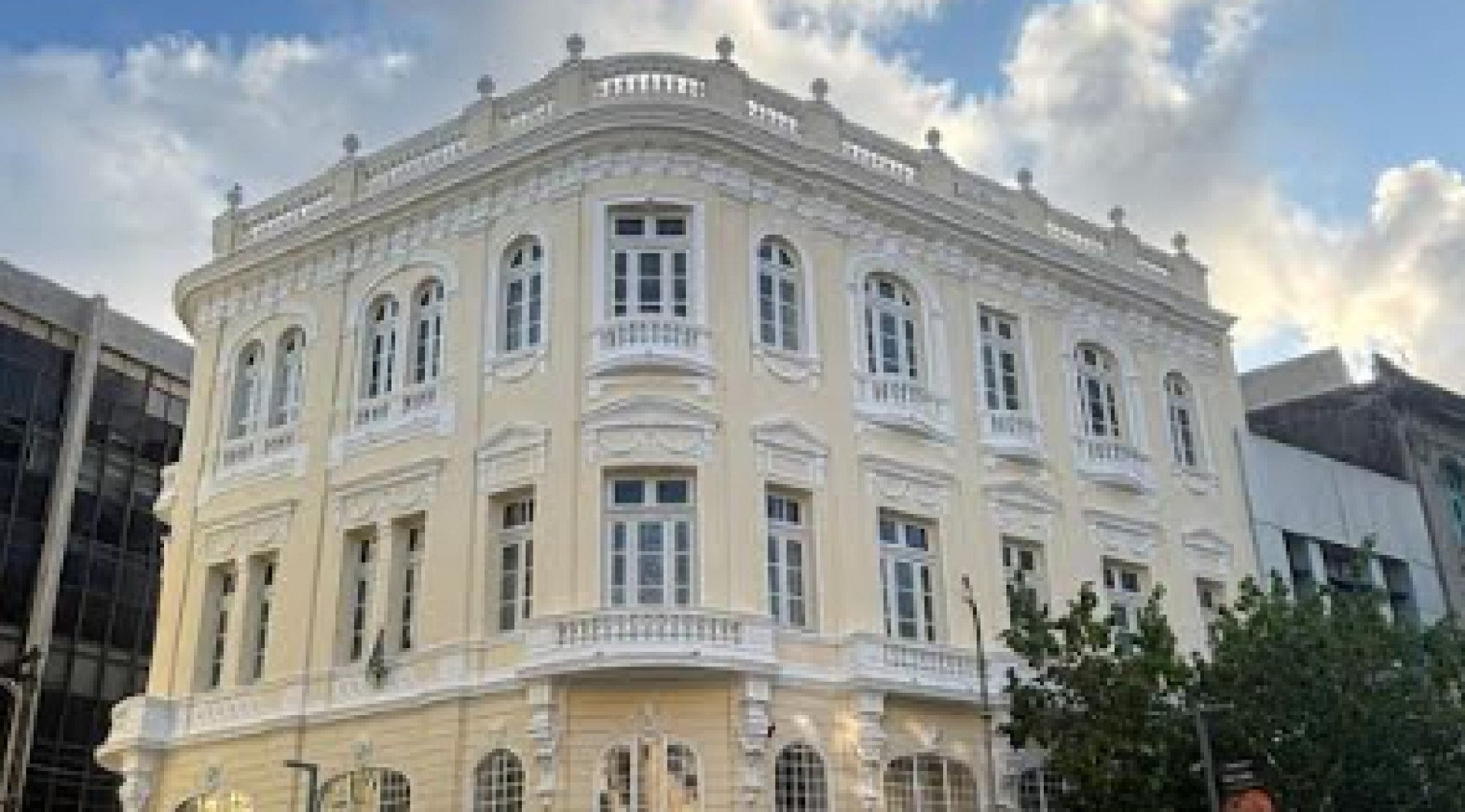 Prédio histórico do Recife Antigo é adquirido por R$ 10 milhões e dará vida a novo empreendimento na cidade
