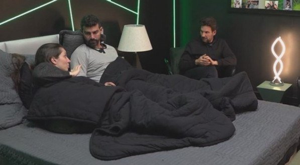 'É nítido que a gente é alvo do grupo todo', avalia Carol sobre dinâmica no Power Couple