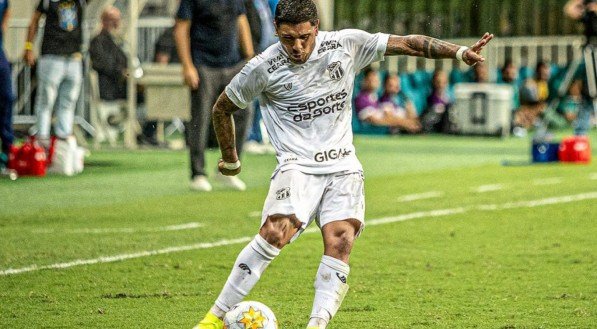Vozão ainda tentará reverter situação do atacante. Ele foi punido por atitude antidesportiva, após ter chutado uma bola posicionada nos cones de reposição.