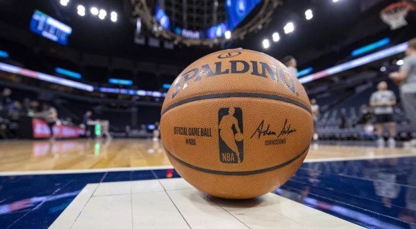 Imagem de bola da NBA