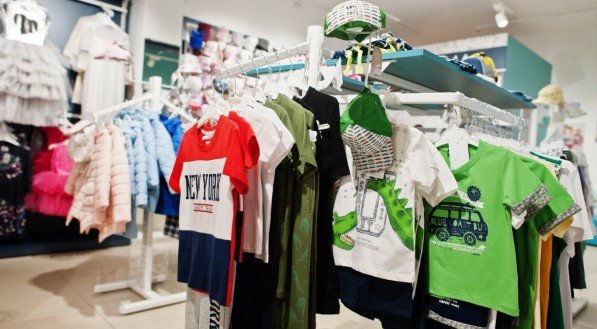 Loja de roupas infantís