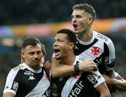 CSA x Vasco: onde assistir ao vivo, horário e escalações